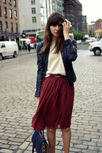 16 Feminine Pleated Midi Skirt Outfits For Fall And Winter ...