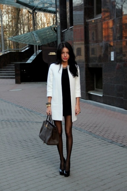 22 Awesome Ideas To Wear White Coats - Styleoholic