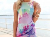 10 Summer Outfits With Tropical Prints