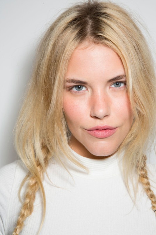 Not so ordinary and trendy braids from 2015 fashion weeks  5