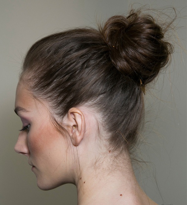 Picture Of trendy ballerinas inspired messy bun hairstyles  3