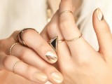 11-fabulous-golden-manicure-ideas-to-try-now-11