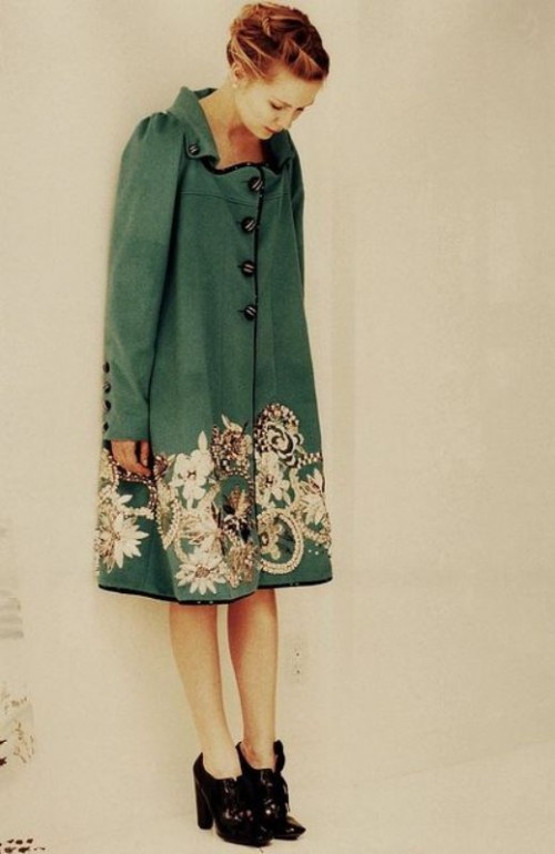 Lovely Floral Overcoats To Wear This Fall