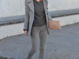 16 Absolutely Cool Outfits With Skinny Grey Jeans This Fall