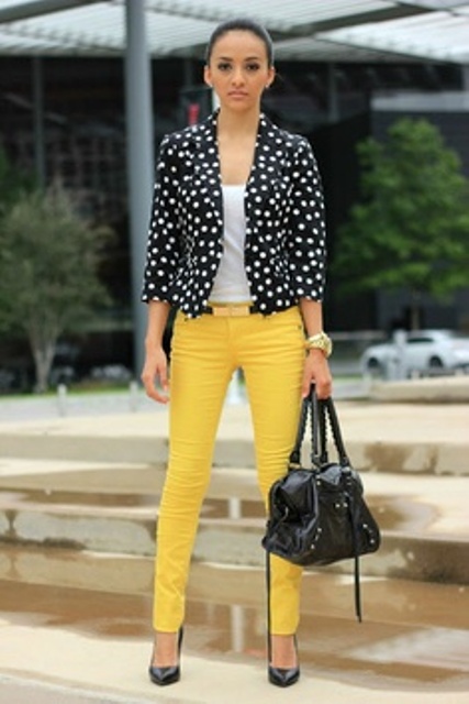 Ways To Wear Polka Dot Clothes At Office