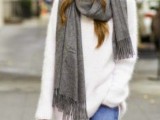 18 Comfy Fall Outfit Ideas With A Fuzzy Sweater5