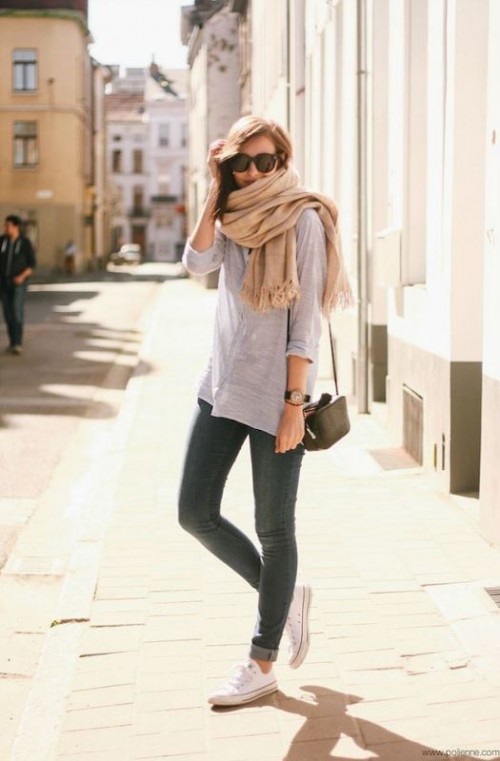 Cool Ideas To Wear A Scarf Stylishly This Spring