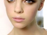 19-gorgeous-shimmery-holiday-makeup-looks-to-recreate-7