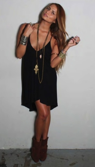 Picture Of Ideas Of Little Black Dress For Valentine’s Day Date 11