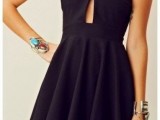20 Ideas Of Little Black Dress For Valentine’s Day Date20