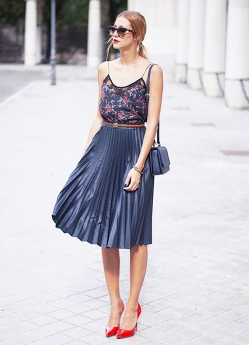 Cool Ways To Rock Dark Colors In The Summer