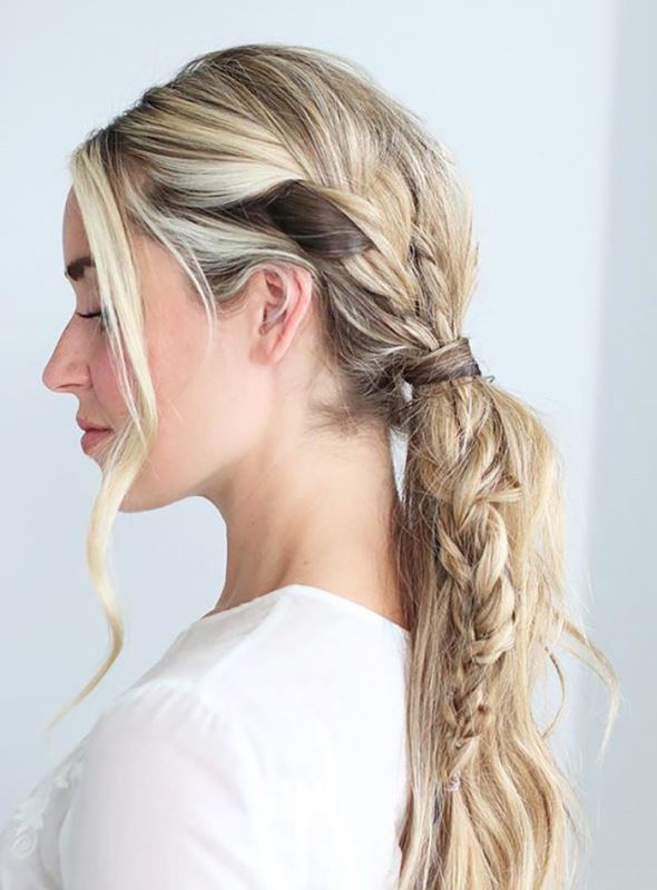 Picture Of effortlessly chic vacation hairstyles to recreate  3