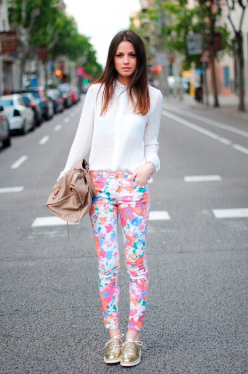 Wonderful Ways To Wear Printed Trousers This Spring