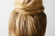 a lovely top knot with a fishtail braid