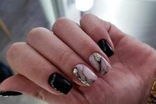 a black and nude nail with a geode effect and gold foil is a fantastic idea for NYE