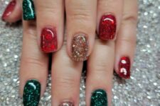 an emerald, red and gold glitter manicure is perfect for Christmas, it will add a touch of color