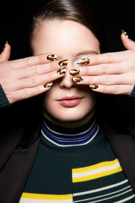 5 Main Trends In Winter Manicure To Try