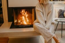 a neutral sweater, white sequin pants, silver shoes are all you need for a lovely casual Christmas look
