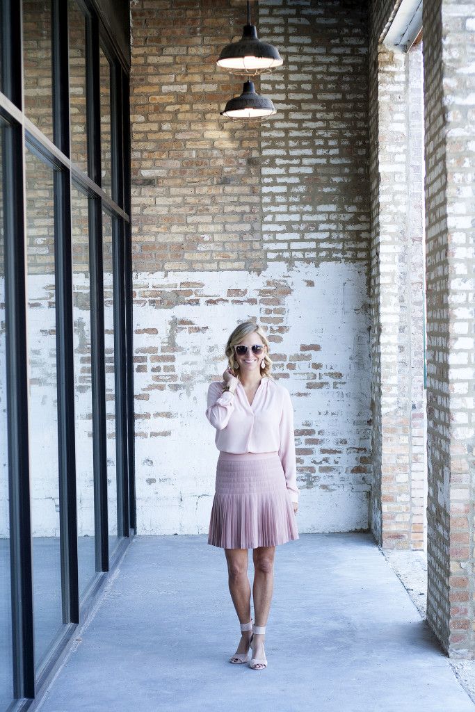 Pantone’s 2016 Color: 35 Chic Ways To Rock Rose Quartz In Your Outfits
