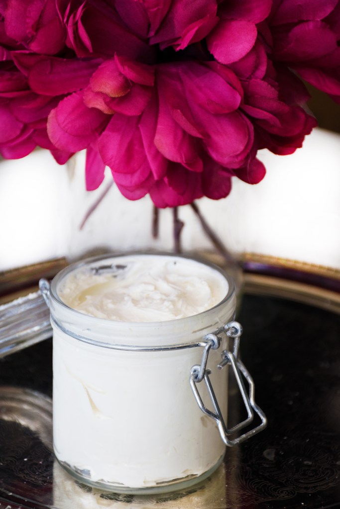 Picture Of diy whipped body butter with coconut and almond oils  2