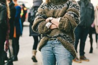 how-to-tuck-in-oversized-sweaters-18-perfectly-stylish-looks-11