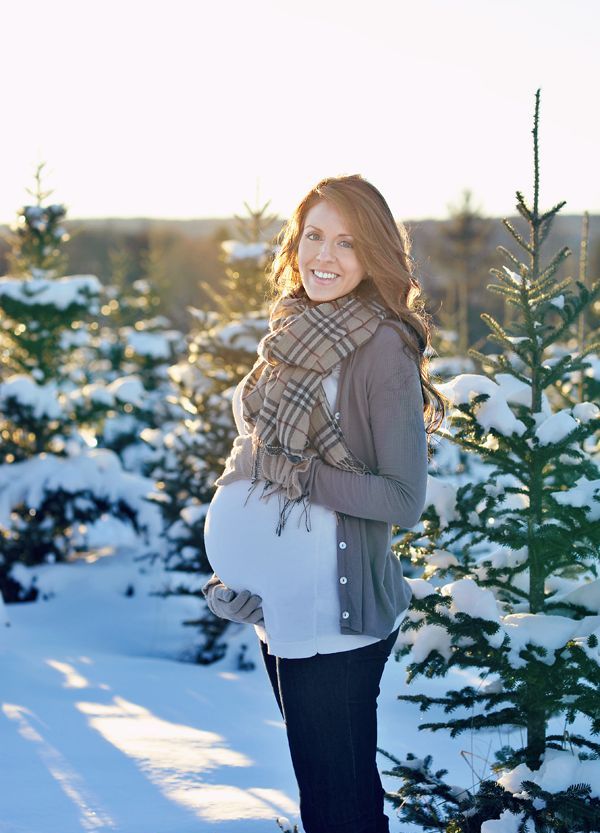 Maternity winter outfits to enjoy the season  3