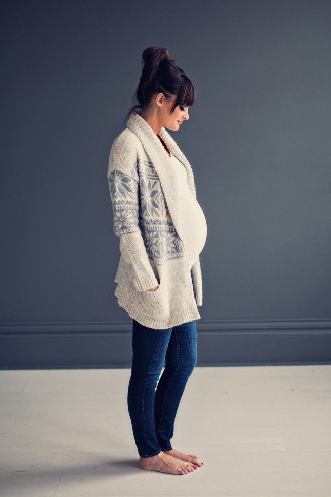 Maternity winter outfits to enjoy the season  8