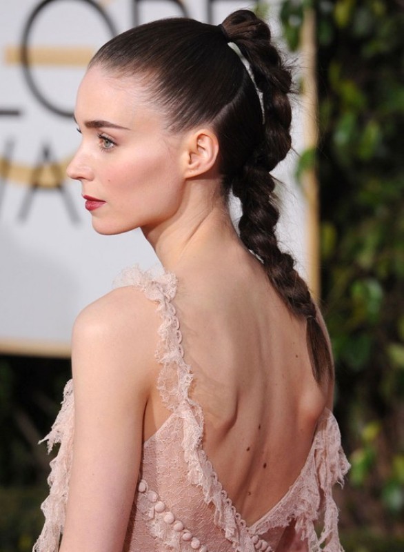 How To Recreate Rooney Mara’s Braided Ponytail At Golden Globes