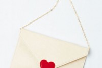 gorgeous-and-bold-clutches-for-valentines-day-6