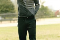 sexy-and-comfy-men-workout-outfits-4