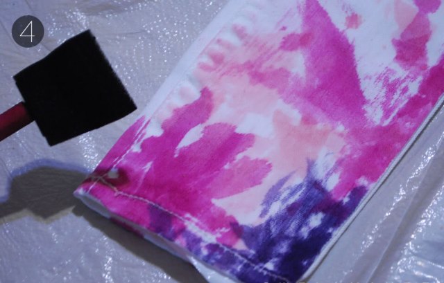 Colorful DIY Tie Dye Denim For Spring And Summer