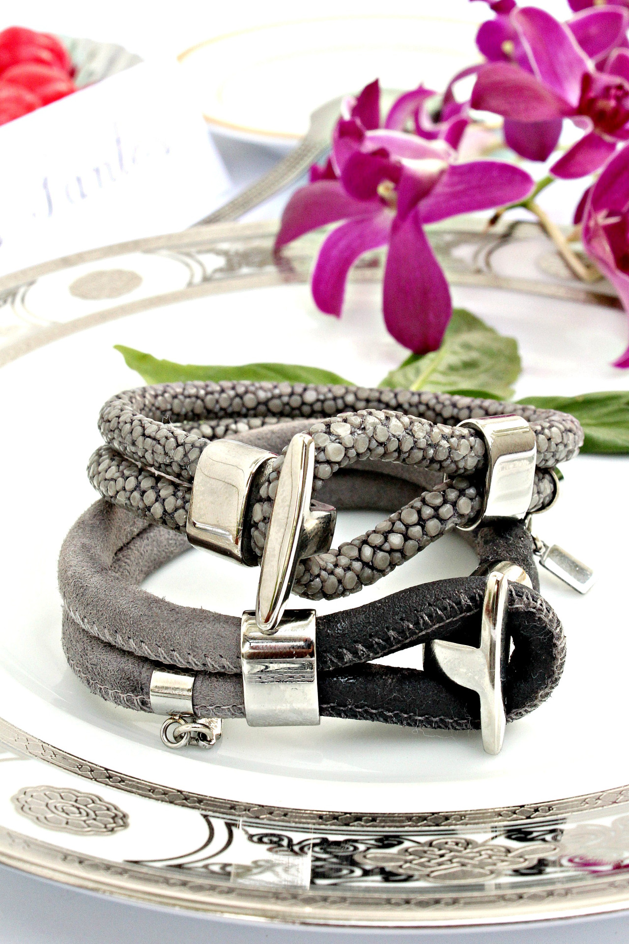 Simple and stylish diy hook bracelet  1