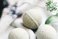 soothing-diy-post-gym-bath-bombs-to-try-1