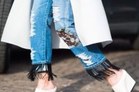 18 Fashionable Fringed Jeans Ideas For This Season 11