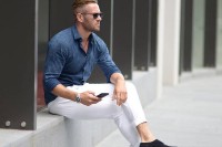 a chambray long sleeve shirt, white pants, navy velvet shoes for an every day look