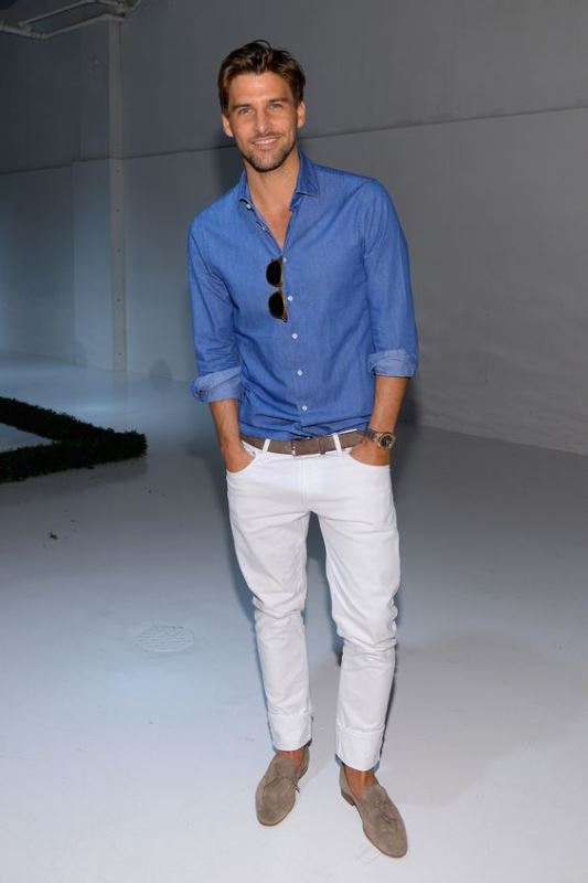 a chambray long sleeve shirt, white pants, grey suede moccasins for a relaxed summer outfit