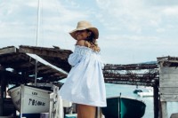 25-best-off-the-shoulder-looks-to-recreate-16