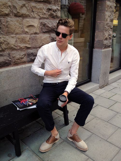 a white long sleeve shirt, navy cropped pants, two tone brogues for a work outfit