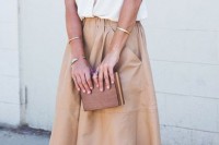chic-neutral-work-outfits-to-recreate-right-now-6