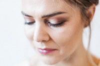 dewy-and-fresh-diy-sping-makeup-to-try-now-1