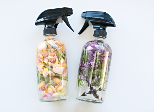 DIY All Natural Floral Herb Perfume