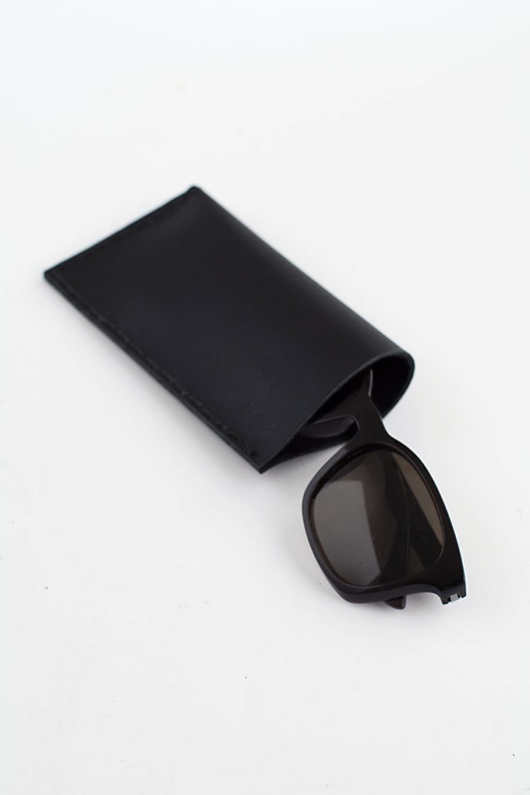 Minimalist DIY Leather Sunglasses Pouch
