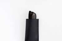 minimalist-diy-leather-sunglasses-pouch-3