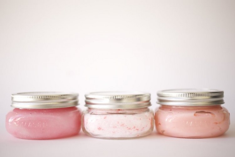 Sweet DIY Spa Kit To Make For Your Best Gals