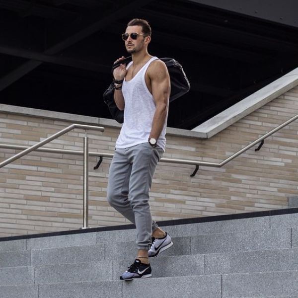 Comfy Men Tank Tops For A Stylish Workout Outfit