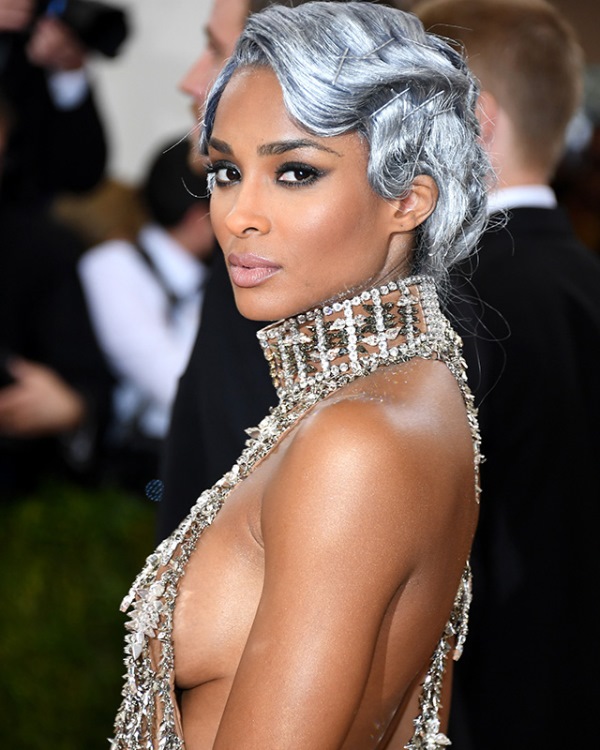Most Eye Catching Looks From 2016 Met Gala To Get Inspired
