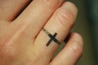 Cool DIY Temporary Jewelry Tattoo