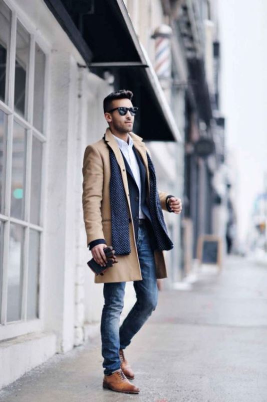Elegant Skinny Jeans Look With A Coat