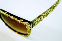 Eye-Catching DIY Glitter Sunglasses 4