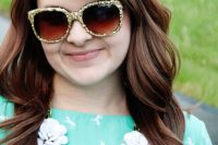 Eye-Catching DIY Glitter Sunglasses 5